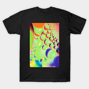 Colorful close up of oil drops in water T-Shirt